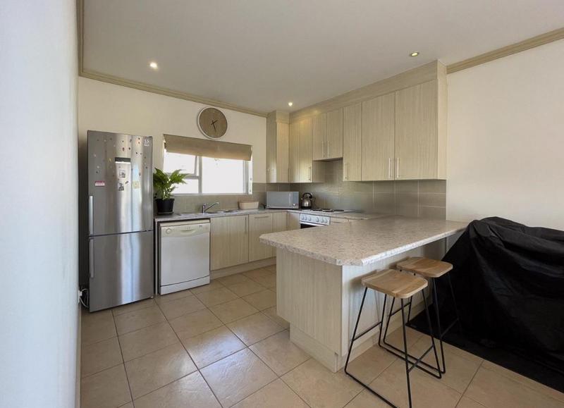 4 Bedroom Property for Sale in Hout Bay Western Cape
